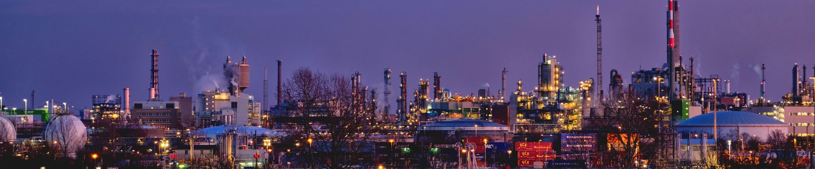 <strong>Endüstriyel Boyalarımız</strong><br> ile ürünleri koruyor,<br> sanayileri renklendiriyoruz